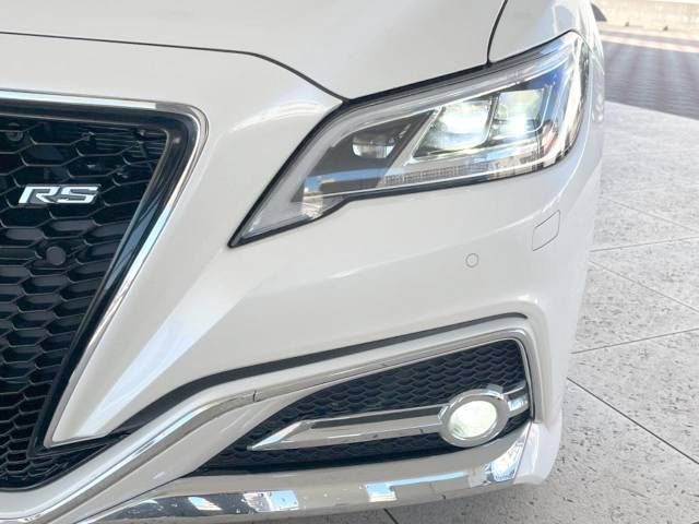 Toyota CROWN SEDAN 2019-06 182698-12