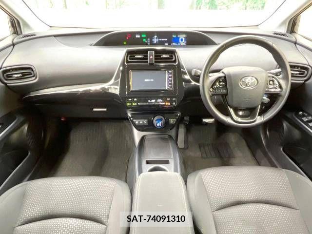 Toyota PRIUS 2019-12 218150-1