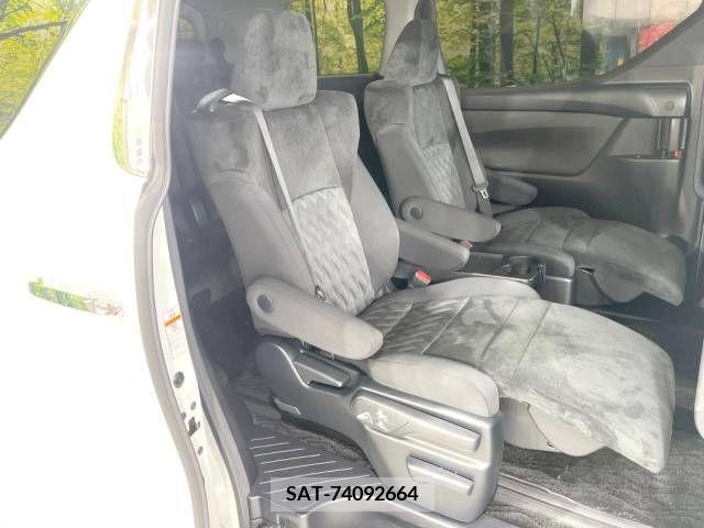 Toyota ALPHARD 2018-11 220143-9