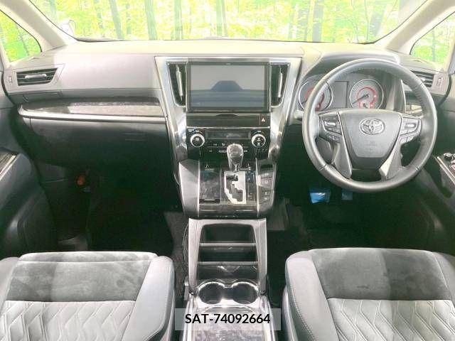 Toyota ALPHARD 2018-11 220143-1
