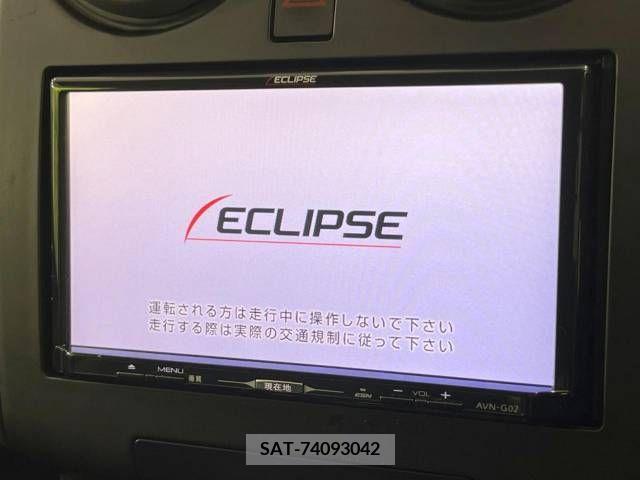 Nissan DUALIS 2012-03 352166-3