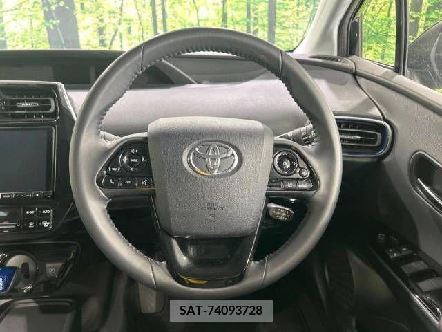 Toyota PRIUS 2022-03 366450-11