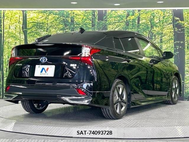 Toyota PRIUS 2022-03 366450-17