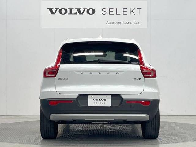 Volvo XC40 2022-09 12905-15
