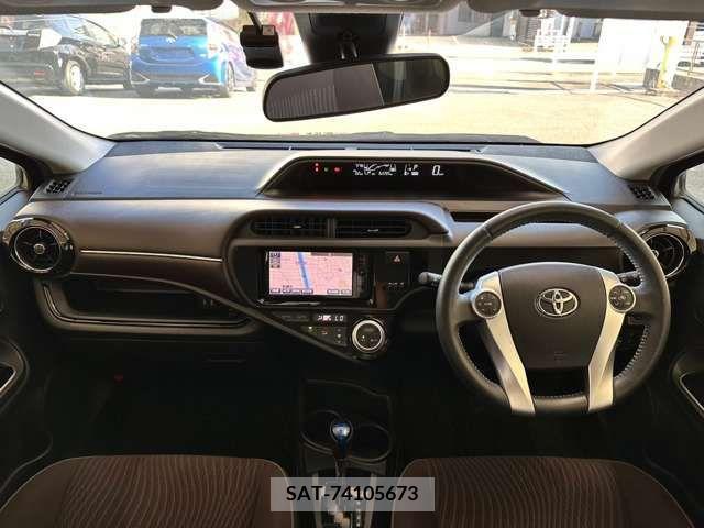 Toyota AQUA 2016-03 356277-18