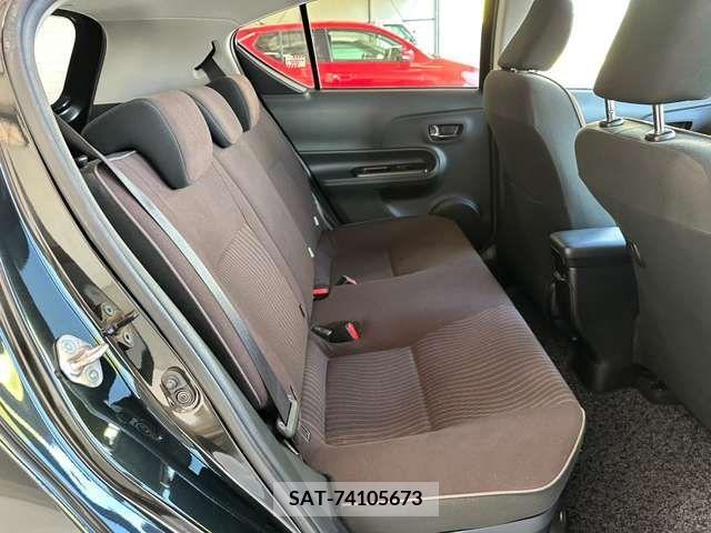 Toyota AQUA 2016-03 356277-8
