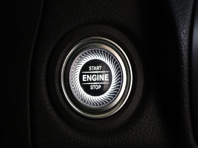 Mercedes Benz C-CLASS 2018-11 181242-15