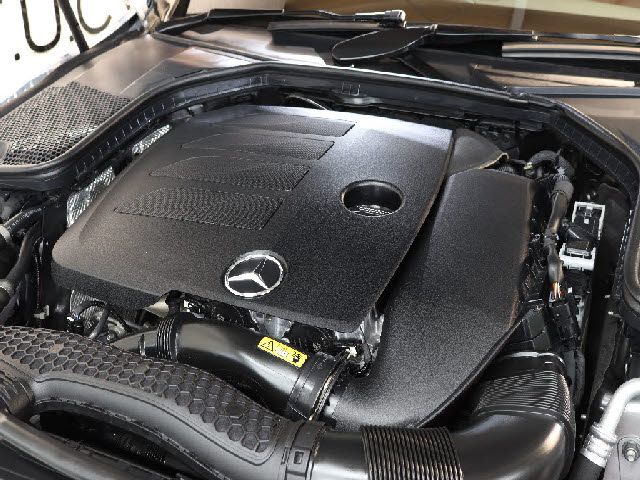 Mercedes Benz C-CLASS 2018-11 181242-5