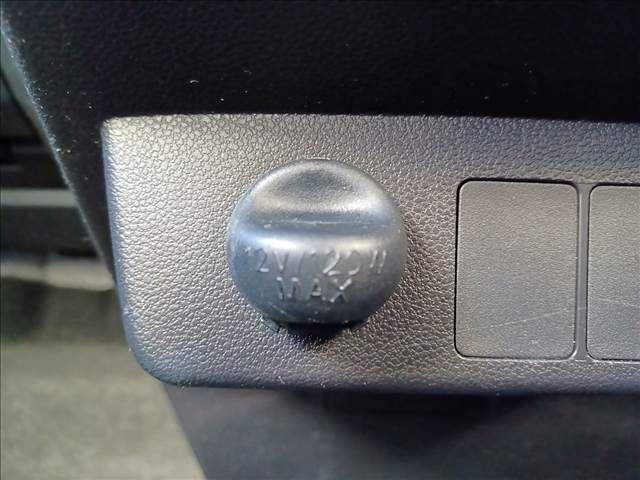 Toyota PIXIS EPOCH 2018-11 192413-13
