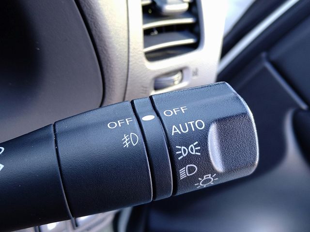 Nissan LEAF 2016-10 12722-12