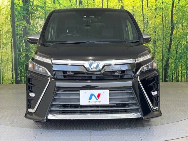 Toyota VOXY HYBRID 2018-05 19112-15
