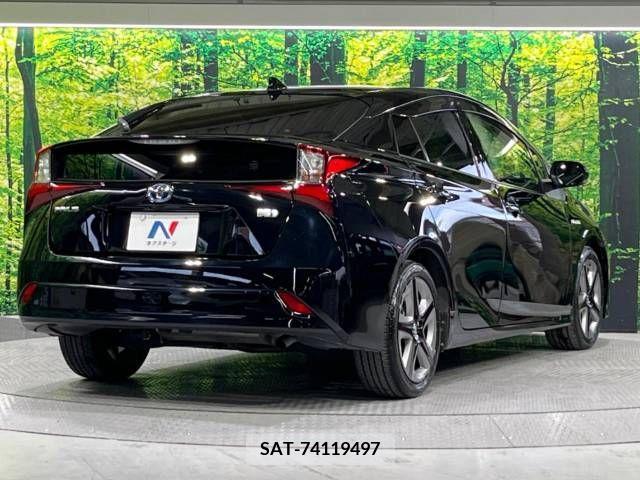 Toyota PRIUS 2020-04 366607-17
