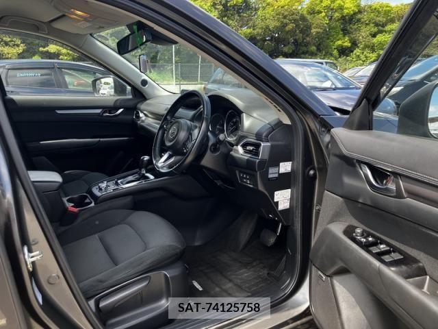 Mazda CX-5 2017-02 266130-9