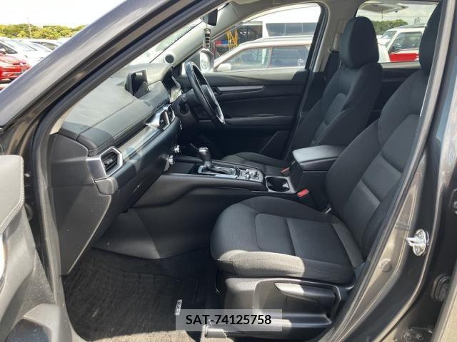 Mazda CX-5 2017-02 266130-15