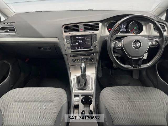 VolksWagen GOLF 2015-08 289476-1
