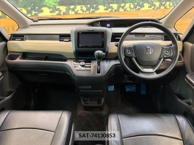 Honda FREED 2017-12 331365-1