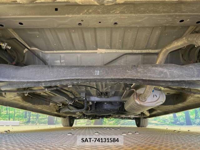 Honda N BOX CUSTOM 2019-05 211705-19