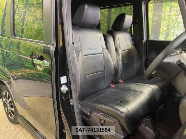 Honda N BOX CUSTOM 2019-05 211705-9