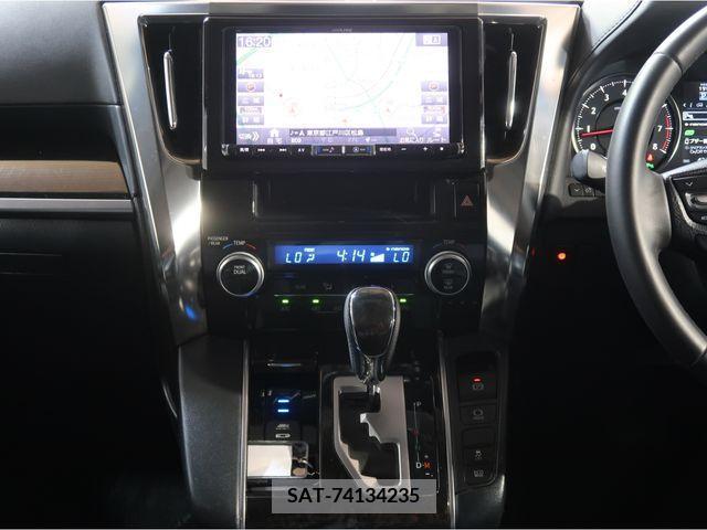Toyota ALPHARD 2017-03 242346-6