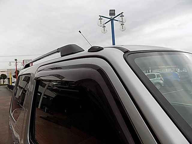Suzuki JIMNY 2011-11 22215-25
