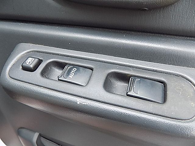 Suzuki JIMNY 2011-11 22215-16
