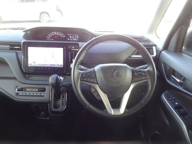 Mitsubishi DELICA D2 2021-05 187864-11