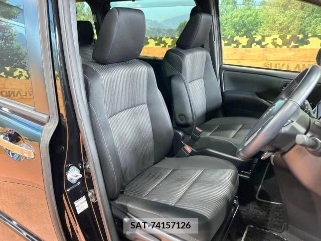Toyota VOXY 2019-11 288940-9