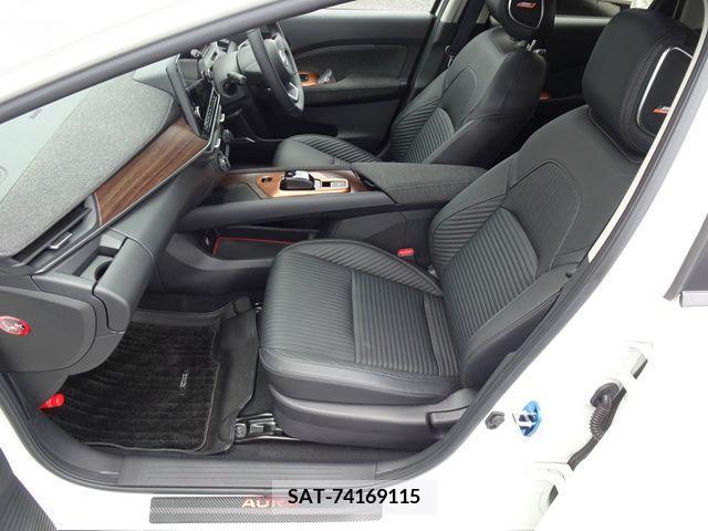 Nissan AURA 2022-01 331785-15