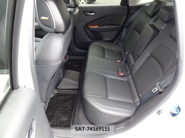 Nissan AURA 2022-01 331785-17