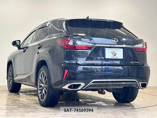 Lexus RX 2017-06 388331-15
