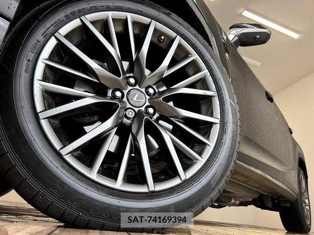 Lexus RX 2017-06 388331-18