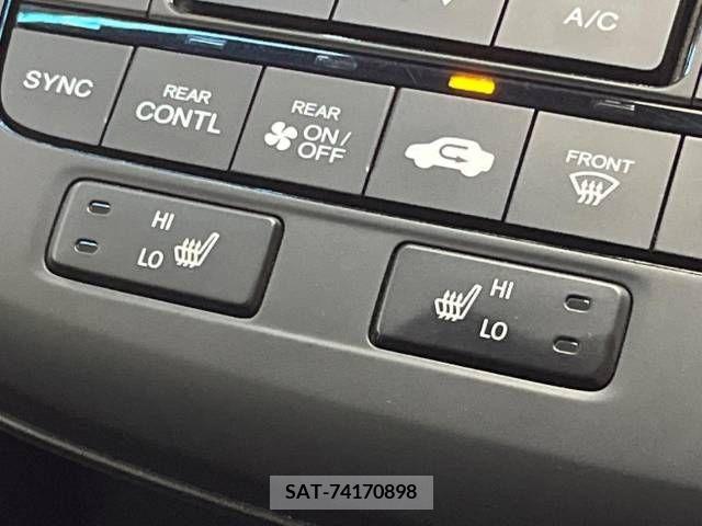 Honda e 2015-05 340498-6