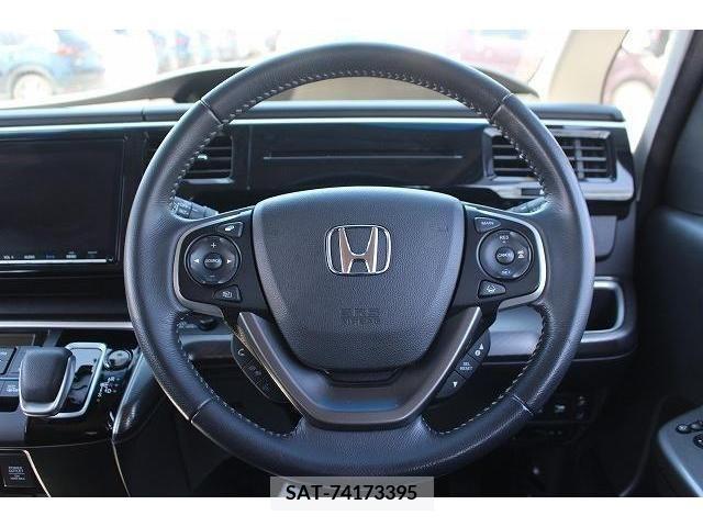 Honda e 2018-10 374068-11