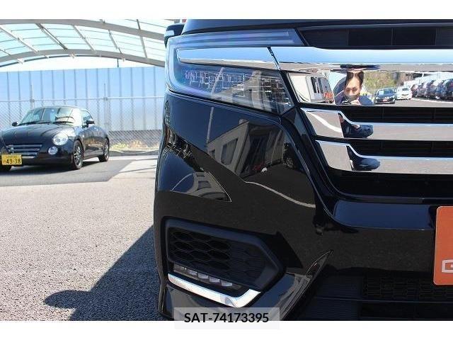 Honda e 2018-10 374068-8