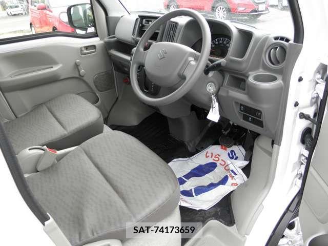 Suzuki EVERY 2023-11 232686-15