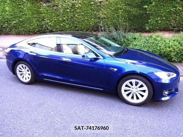Tesla MODEL S 2019-06 287621-6