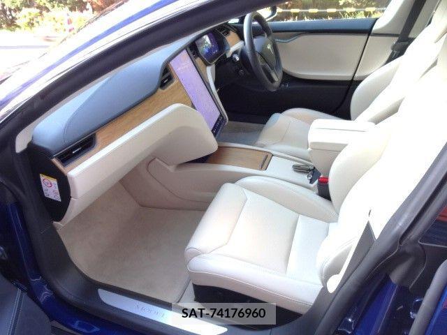 Tesla MODEL S 2019-06 287621-12