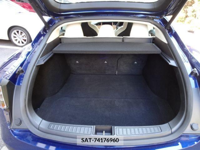 Tesla MODEL S 2019-06 287621-10