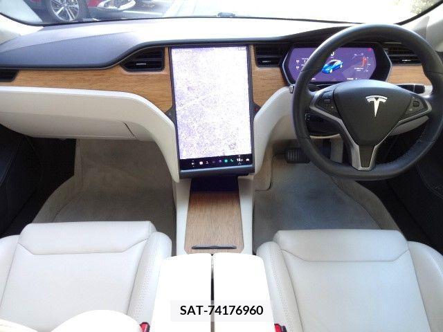 Tesla MODEL S 2019-06 287621-19