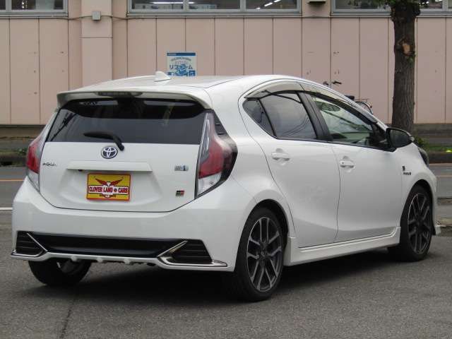 Toyota AQUA 2018-08 27295-7