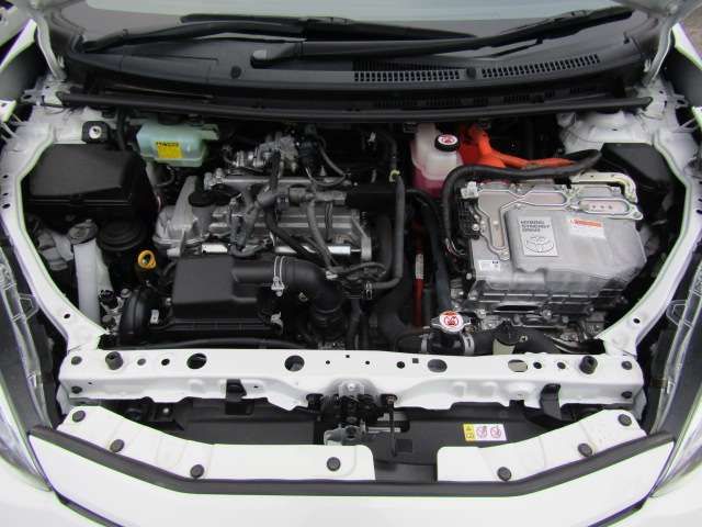 Toyota AQUA 2018-08 27295-19