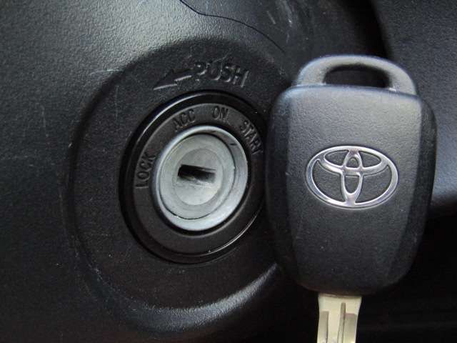 Toyota AQUA 2018-08 27295-12