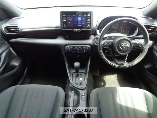 Toyota YARIS 2021-07 347200-1