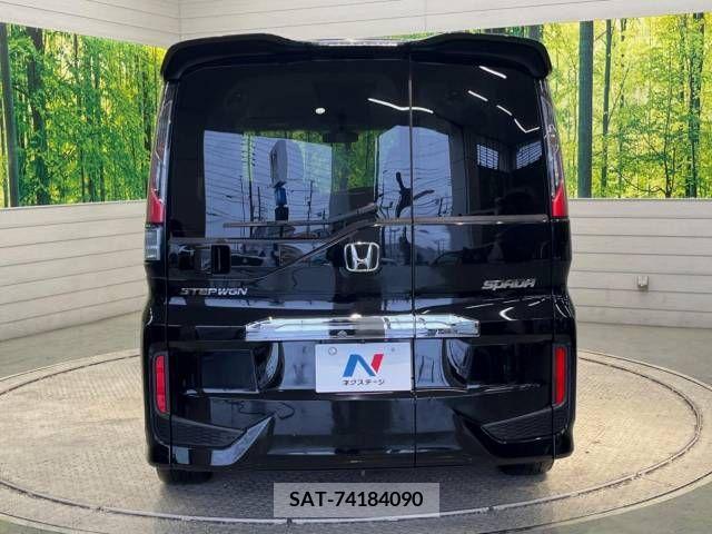 Honda STEP WGN 2016-03 286174-15