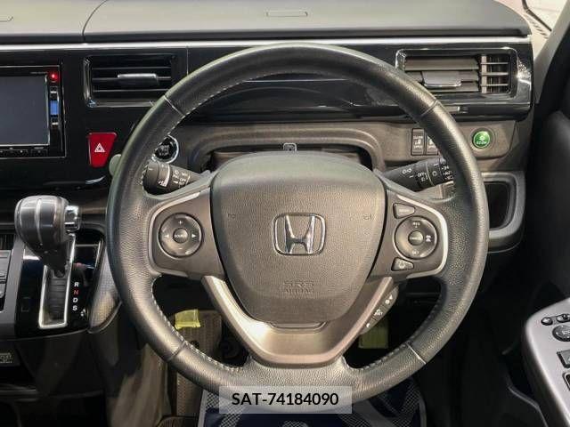 Honda STEP WGN 2016-03 286174-11