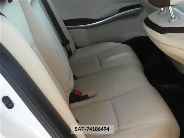 Toyota SAI 2014-09 215348-13