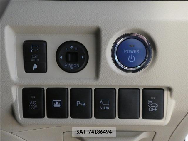 Toyota SAI 2014-09 215348-8