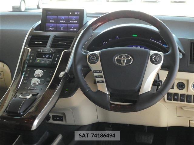 Toyota SAI 2014-09 215348-1