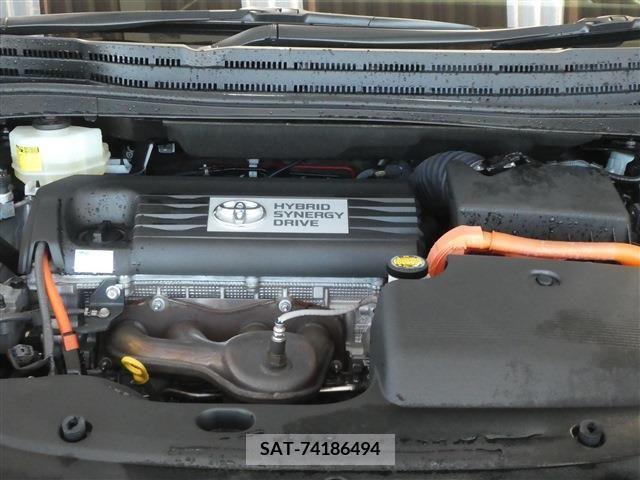 Toyota SAI 2014-09 215348-18