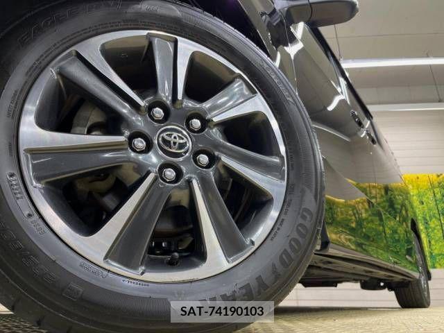 Toyota NOAH 2017-07 321545-14